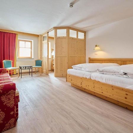 Heart Hotel Aurora Обертауерн Екстериор снимка