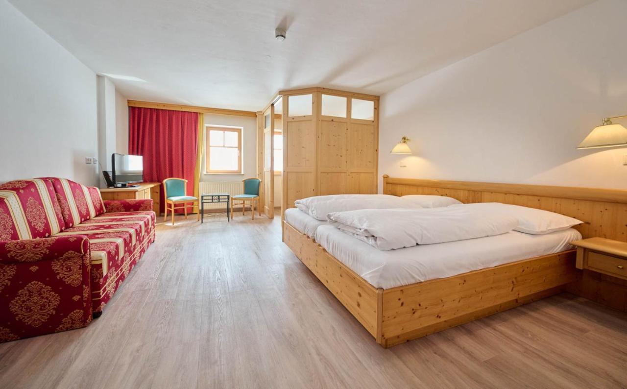 Heart Hotel Aurora Обертауерн Екстериор снимка