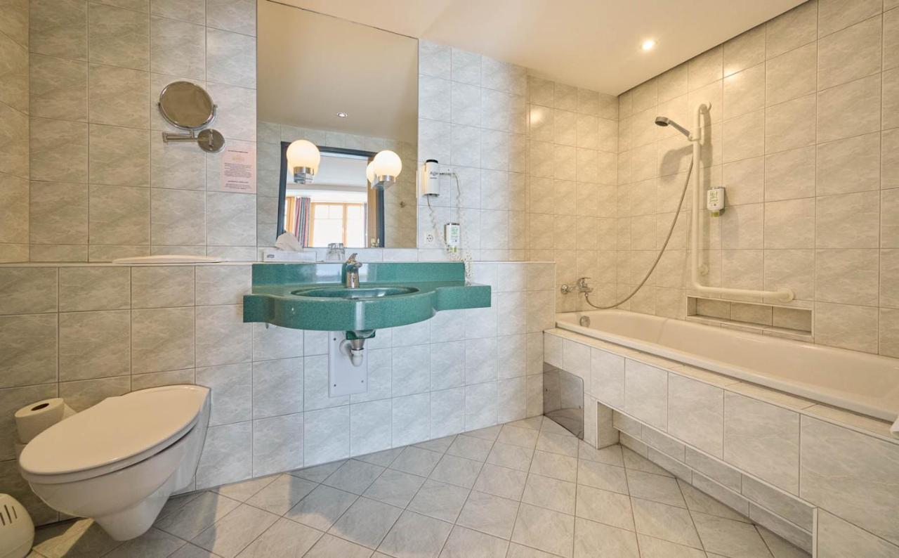 Heart Hotel Aurora Обертауерн Екстериор снимка