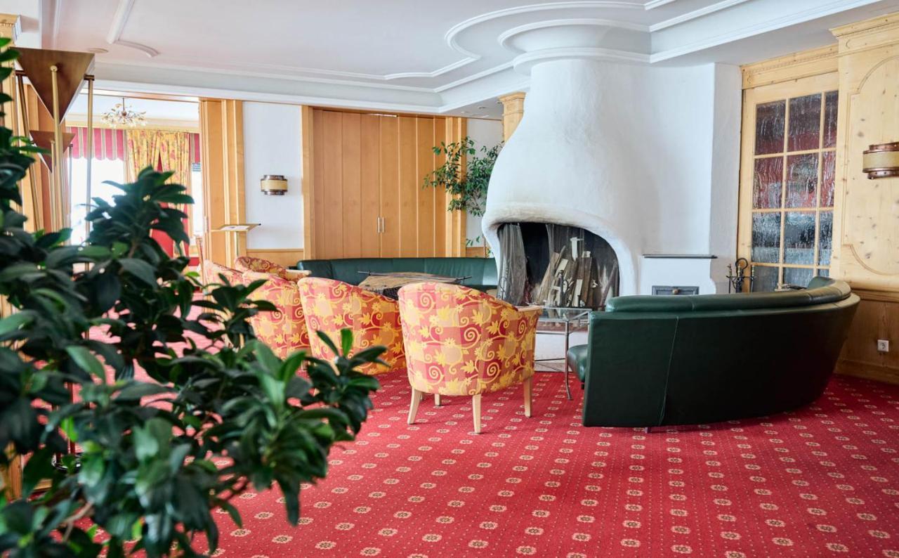 Heart Hotel Aurora Обертауерн Екстериор снимка